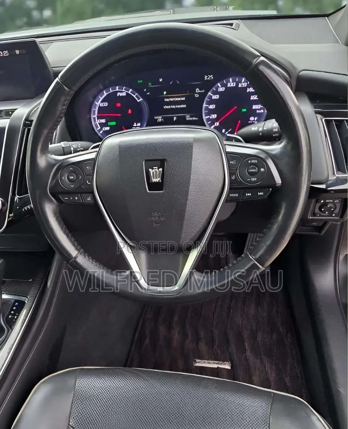 Toyota Crown 2019 Black