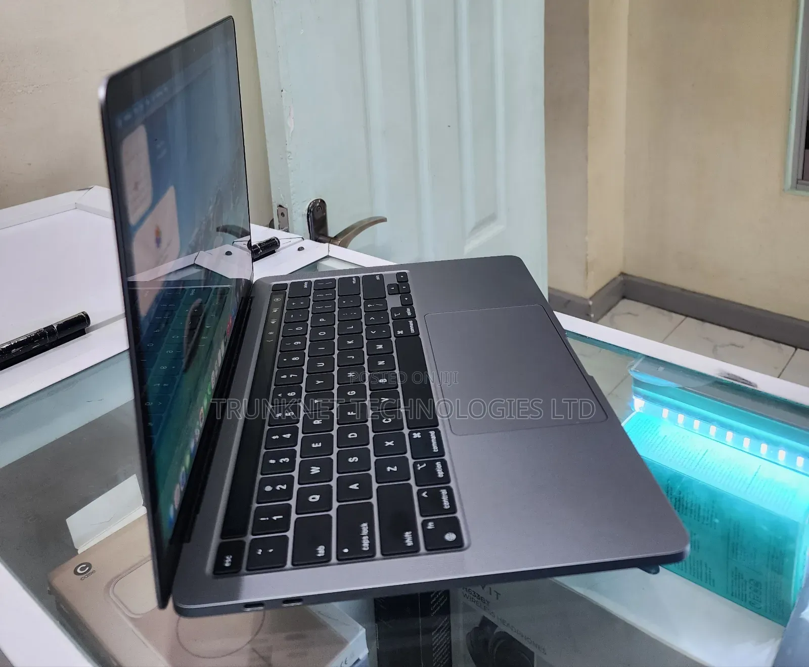 Laptop Apple MacBook Pro 16GB Apple M1 SSD 256GB