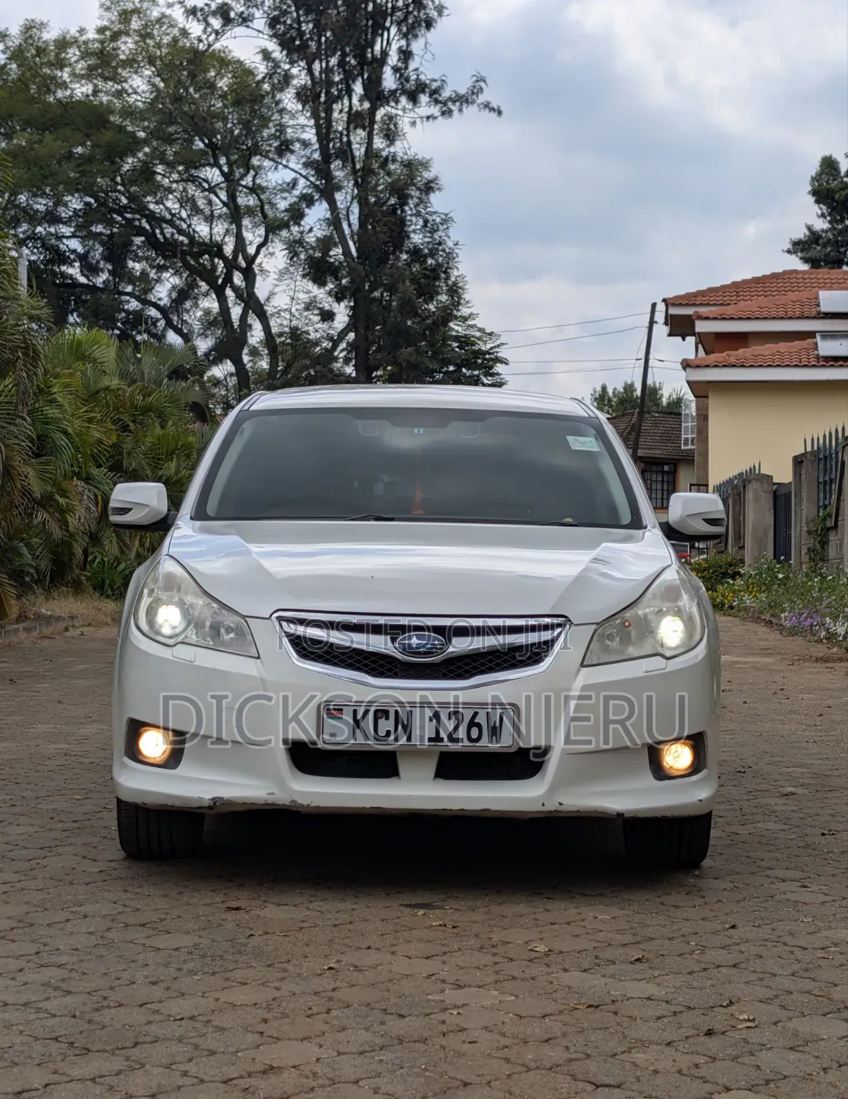 Subaru Legacy 2010 White