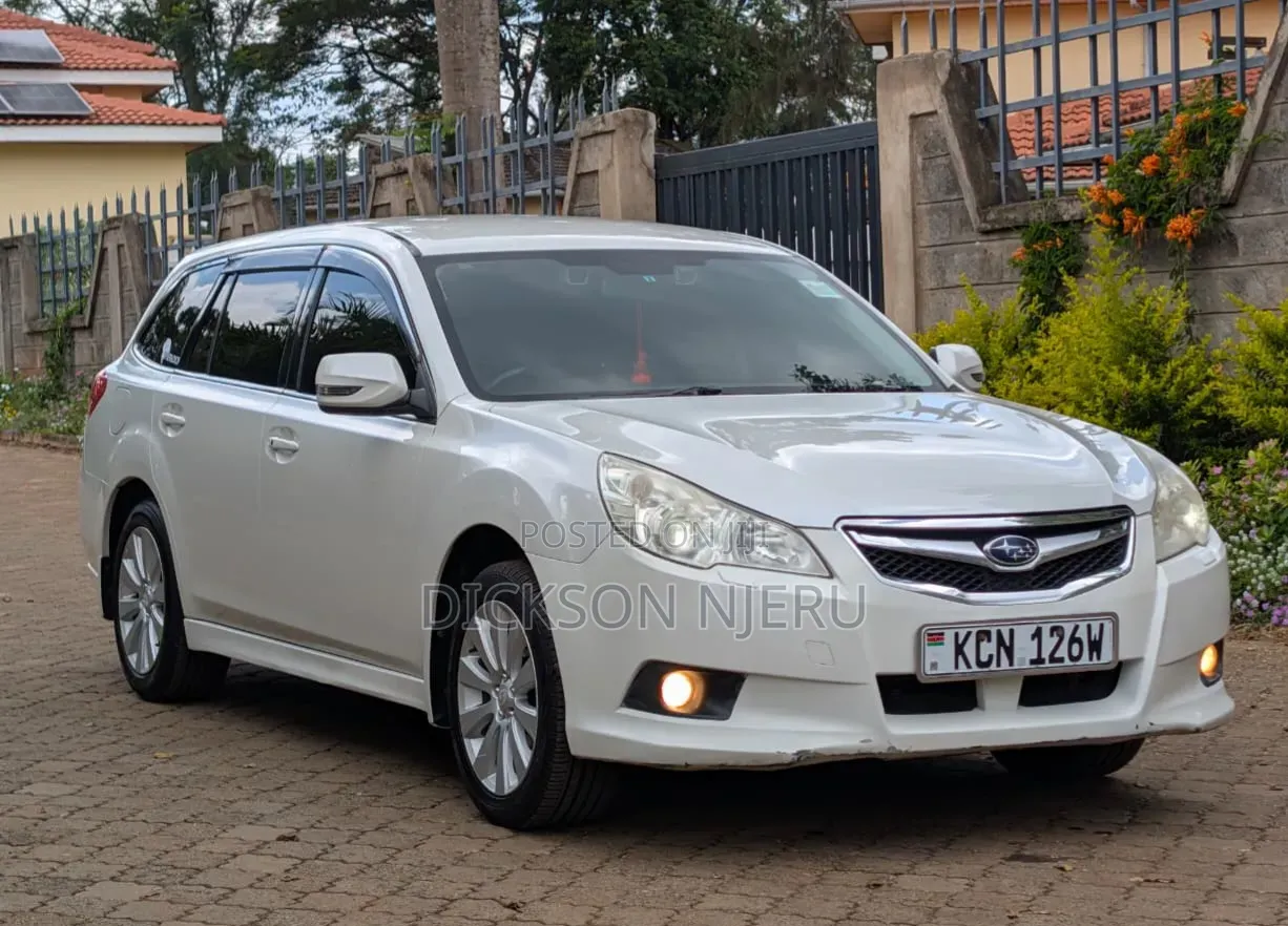Subaru Legacy 2010 White