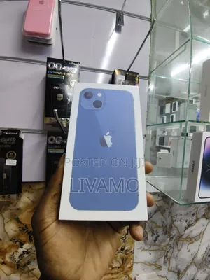 New Apple iPhone 13 128 GB Blue