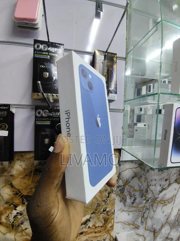 New Apple iPhone 13 128 GB Blue - thumbnail 2