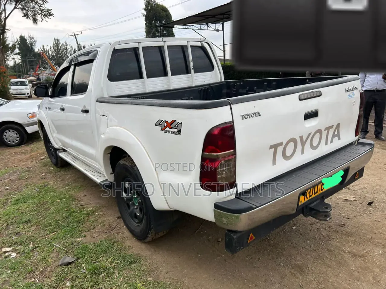 Toyota Hilux 2014 White