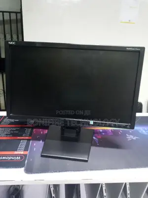 Nec E201w 20 Inch Monitor 
LCD Stretch TFT
 
Vga/Display/Dvi
