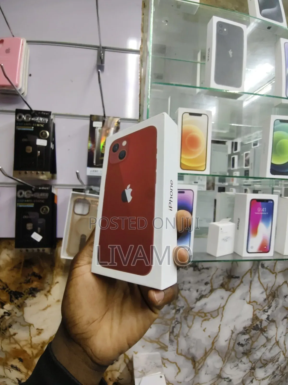New Apple iPhone 13 128 GB Red