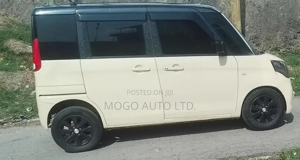 Mazda Flair 2017 Beige