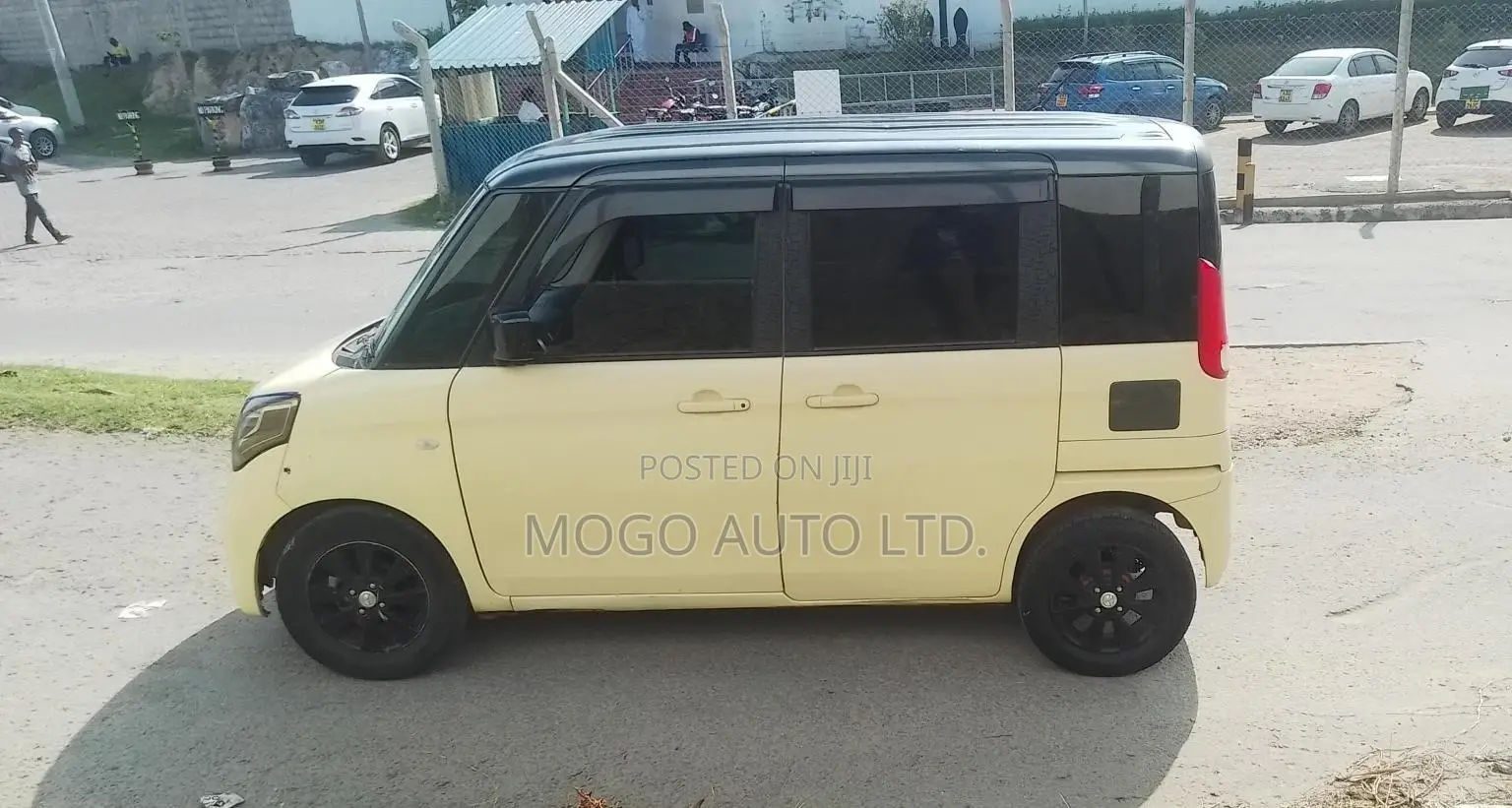 Mazda Flair 2017 Beige