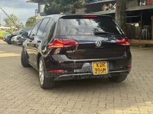 Volkswagen Golf TSI S FWD 2018 Black