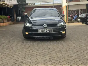 Volkswagen Golf TSI S FWD 2018 Black