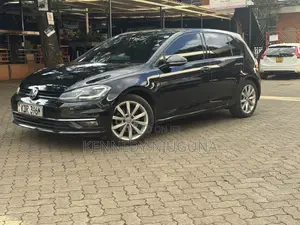 Volkswagen Golf TSI S FWD 2018 Black