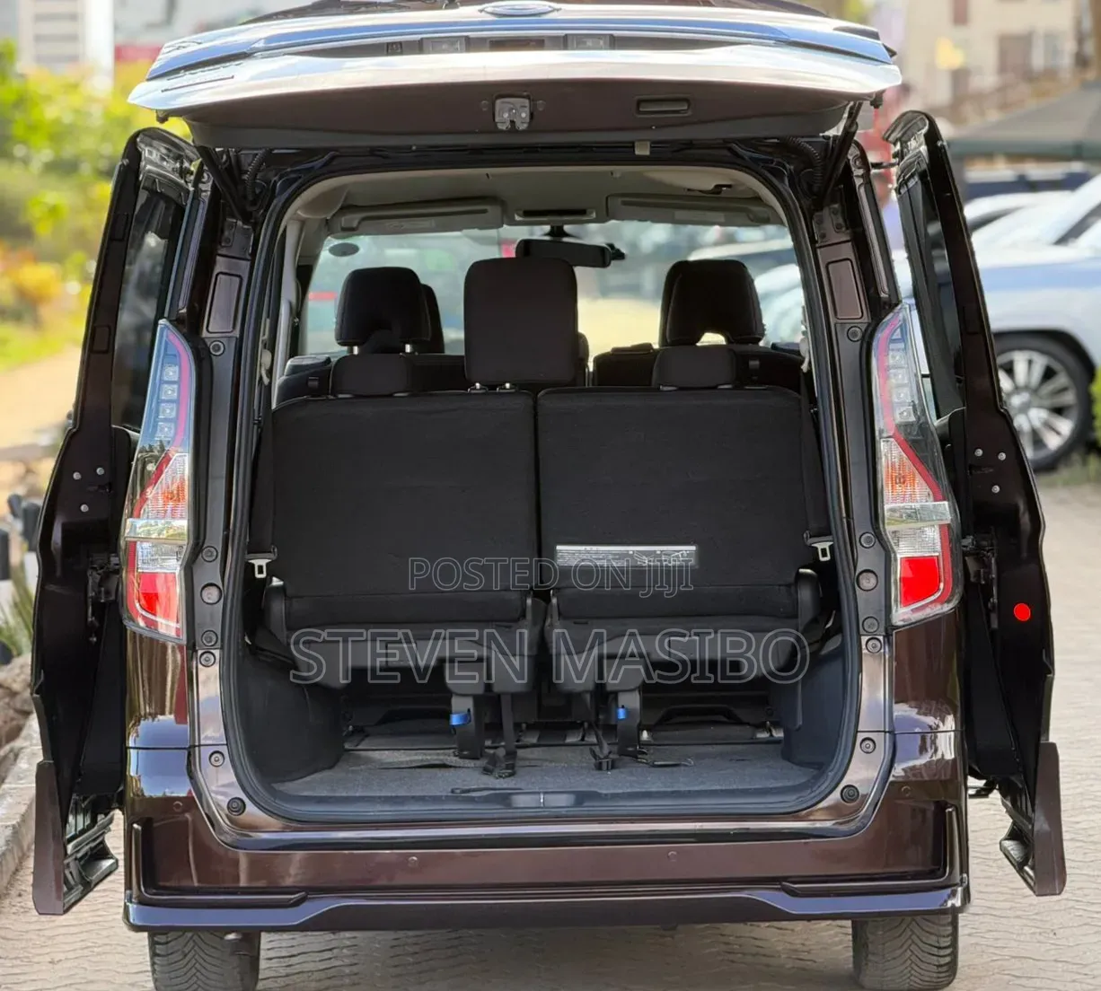 Nissan Serena 2019 Purple