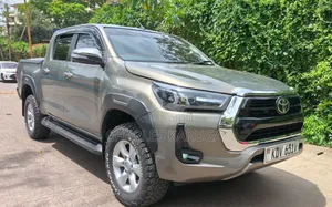 Toyota Hilux 2019 Gold