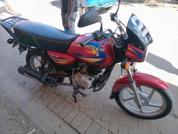 Bajaj Boxer 125 2023 Red - thumbnail 5