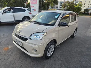 Toyota Passo 2018 Beige