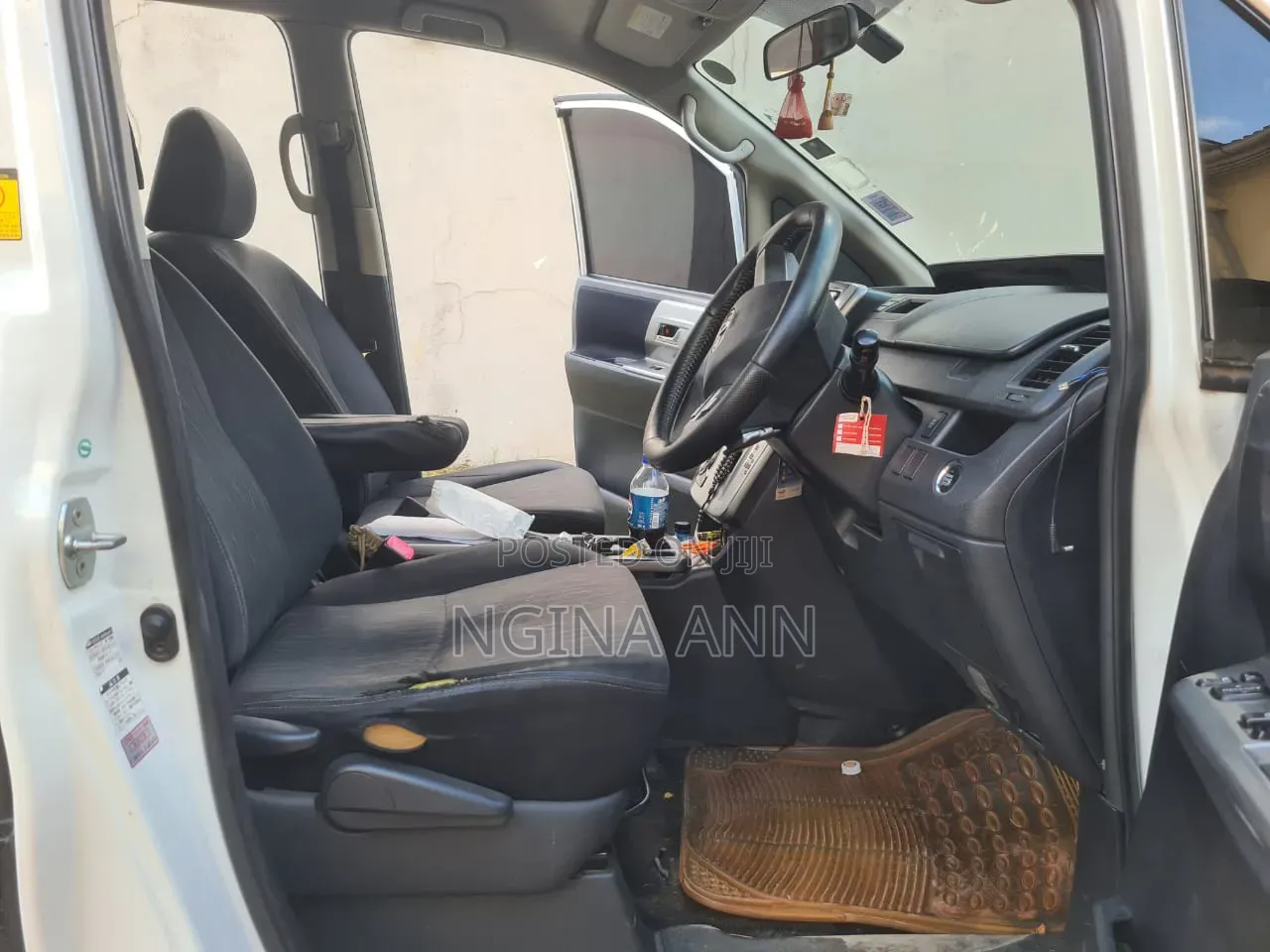 Toyota Voxy 2012 White