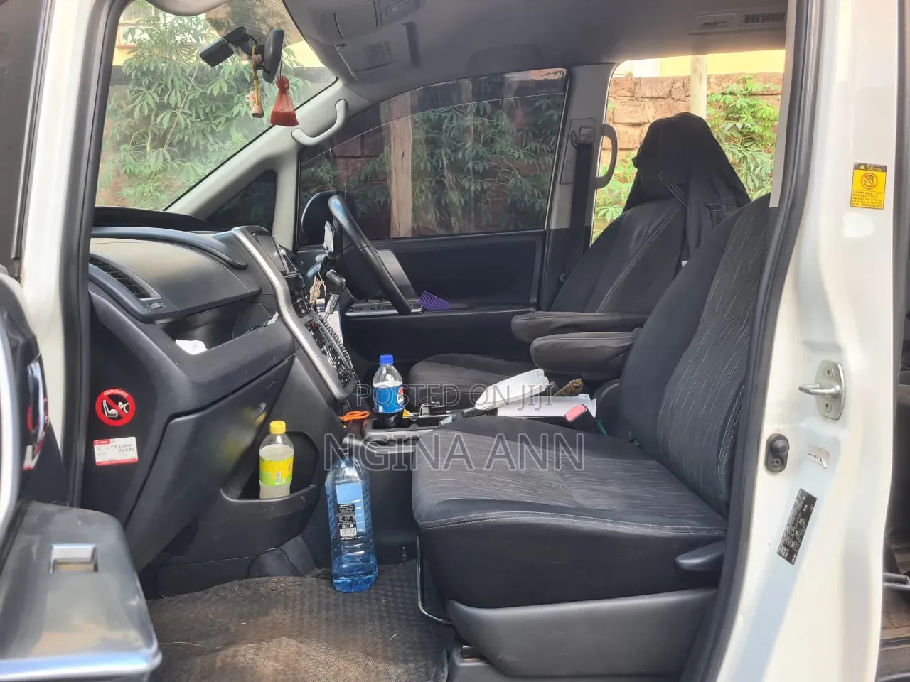 Toyota Voxy 2012 White