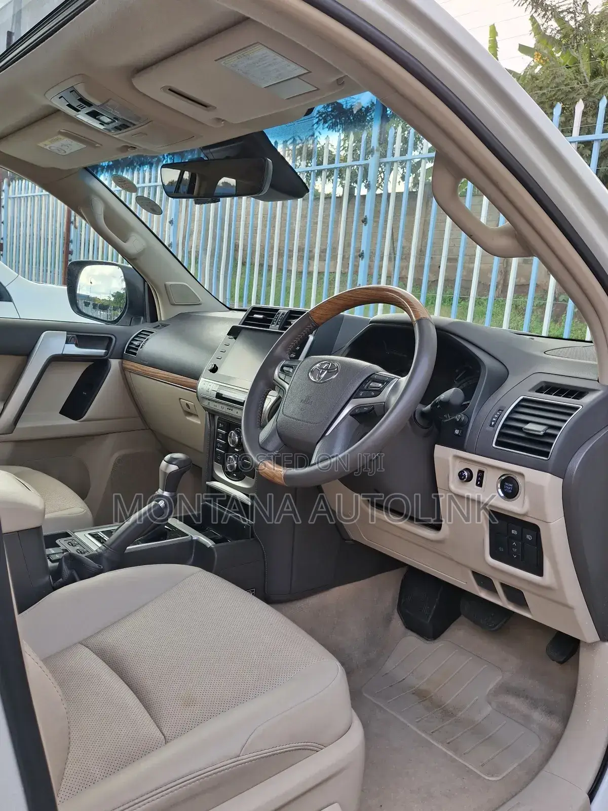 Toyota Land Cruiser Prado 2.8 2021 Pearl