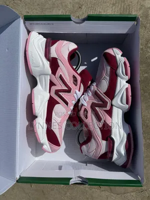New Balance 9060 Chunky Sneakers