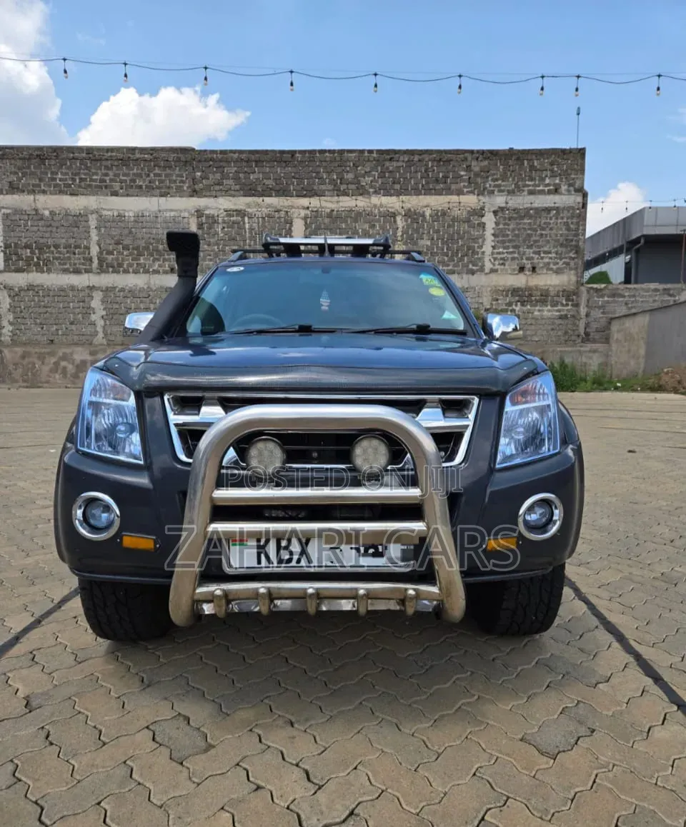 Isuzu D-MAX 2009 Blue
