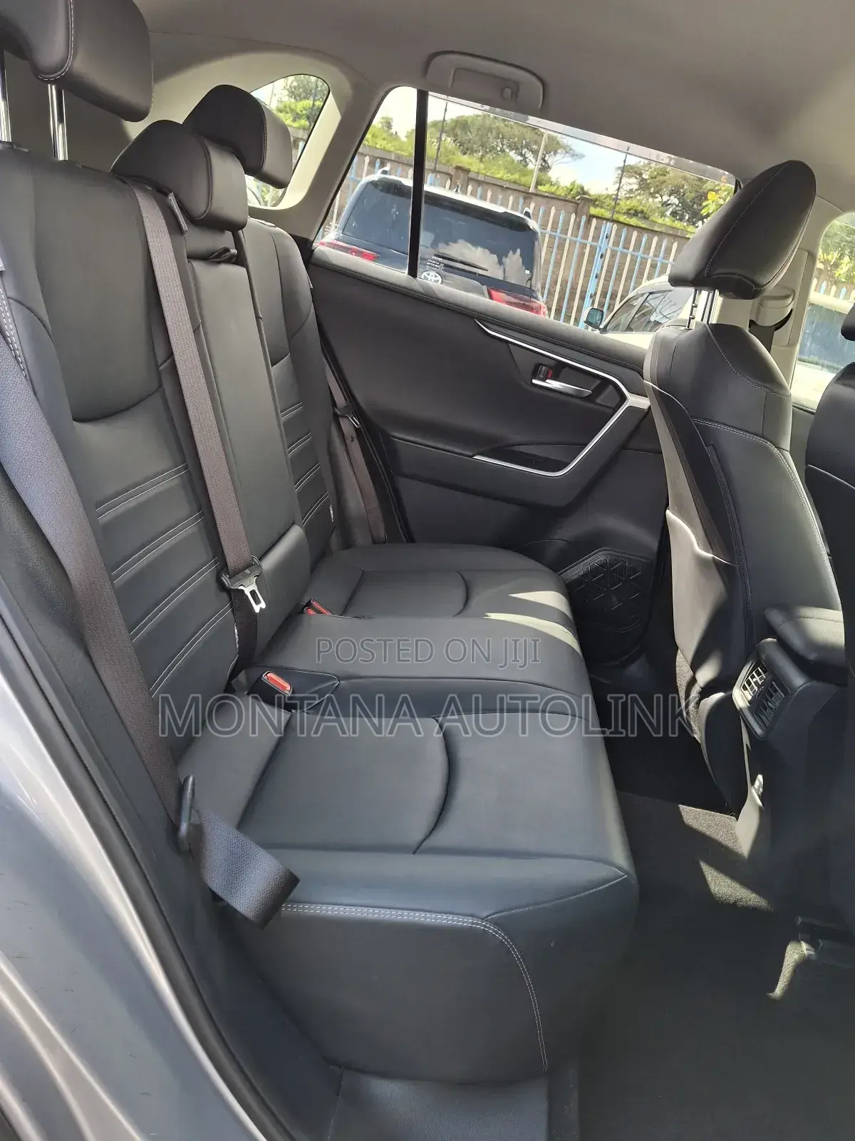 Toyota RAV4 2019 Silver