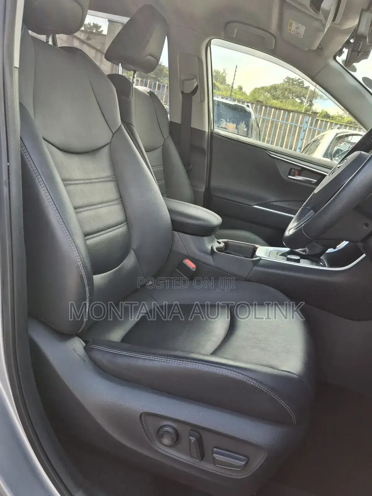 Toyota RAV4 2019 Silver