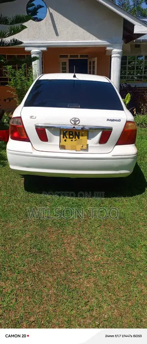 Toyota Premio 2005 White