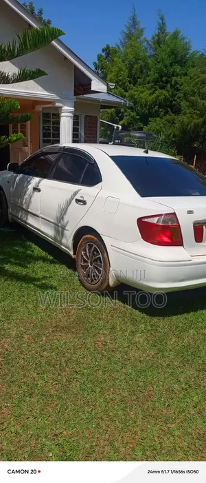 Toyota Premio 2005 White