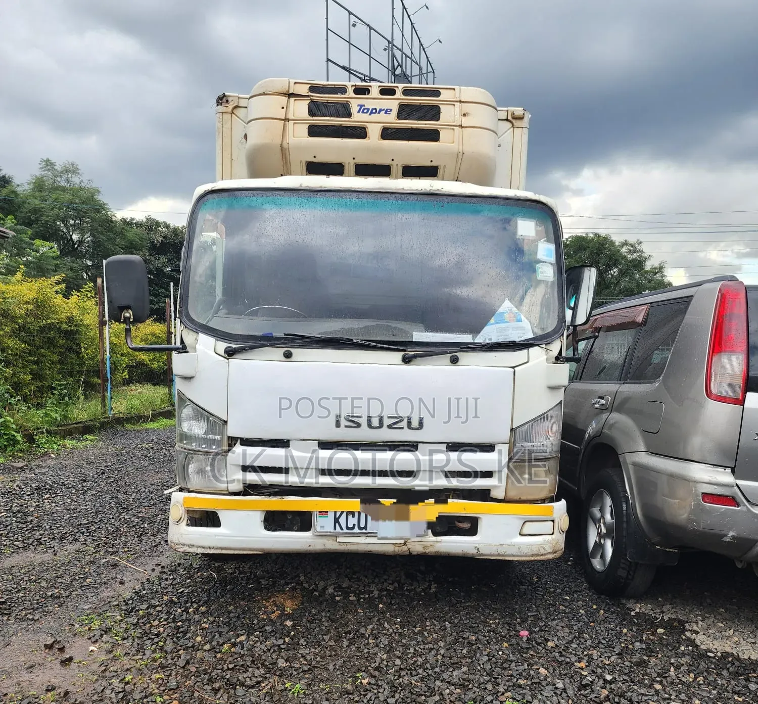 Isuzu NQR 2011 Silver