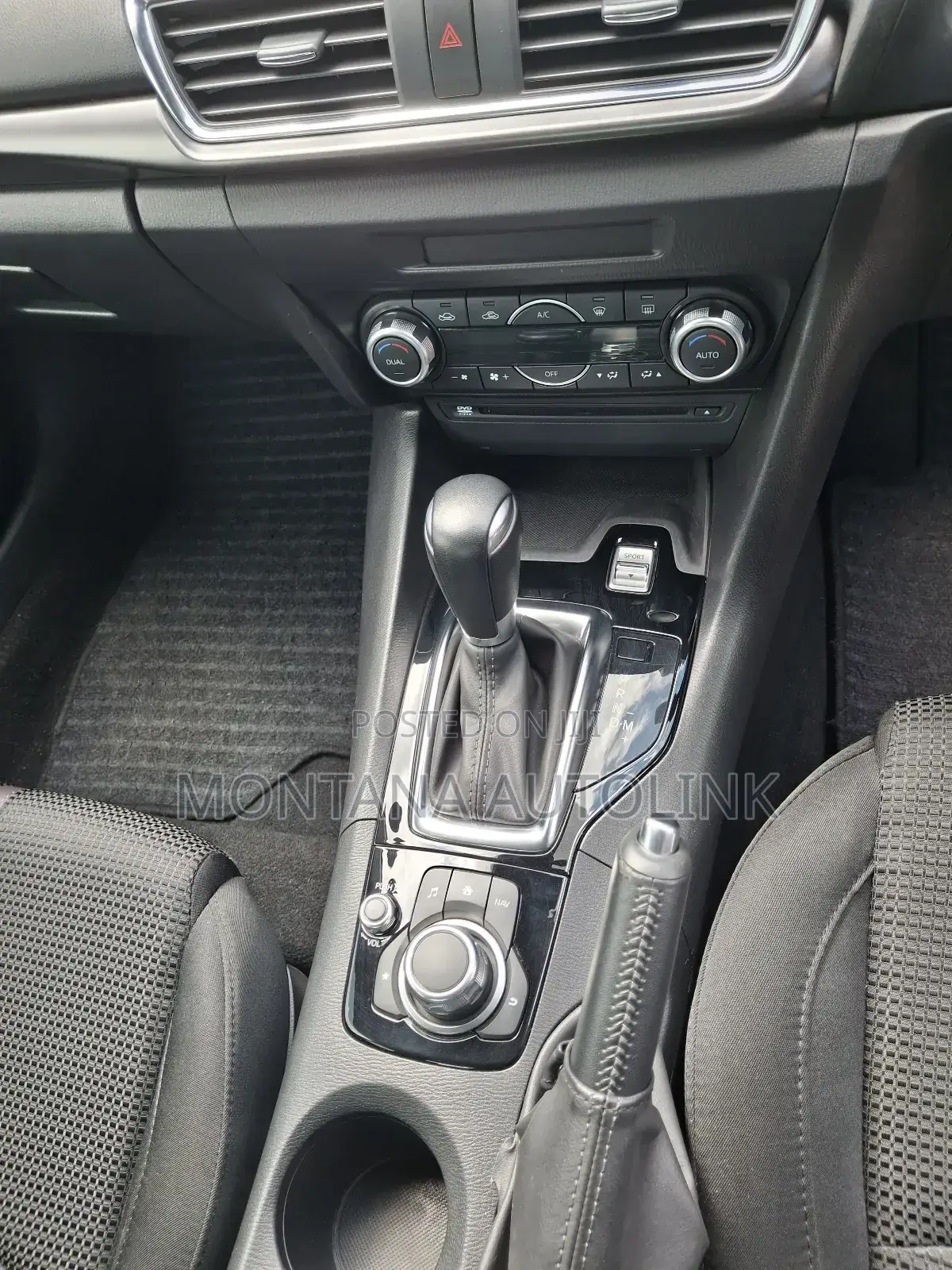 Mazda Axela 2019 Silver