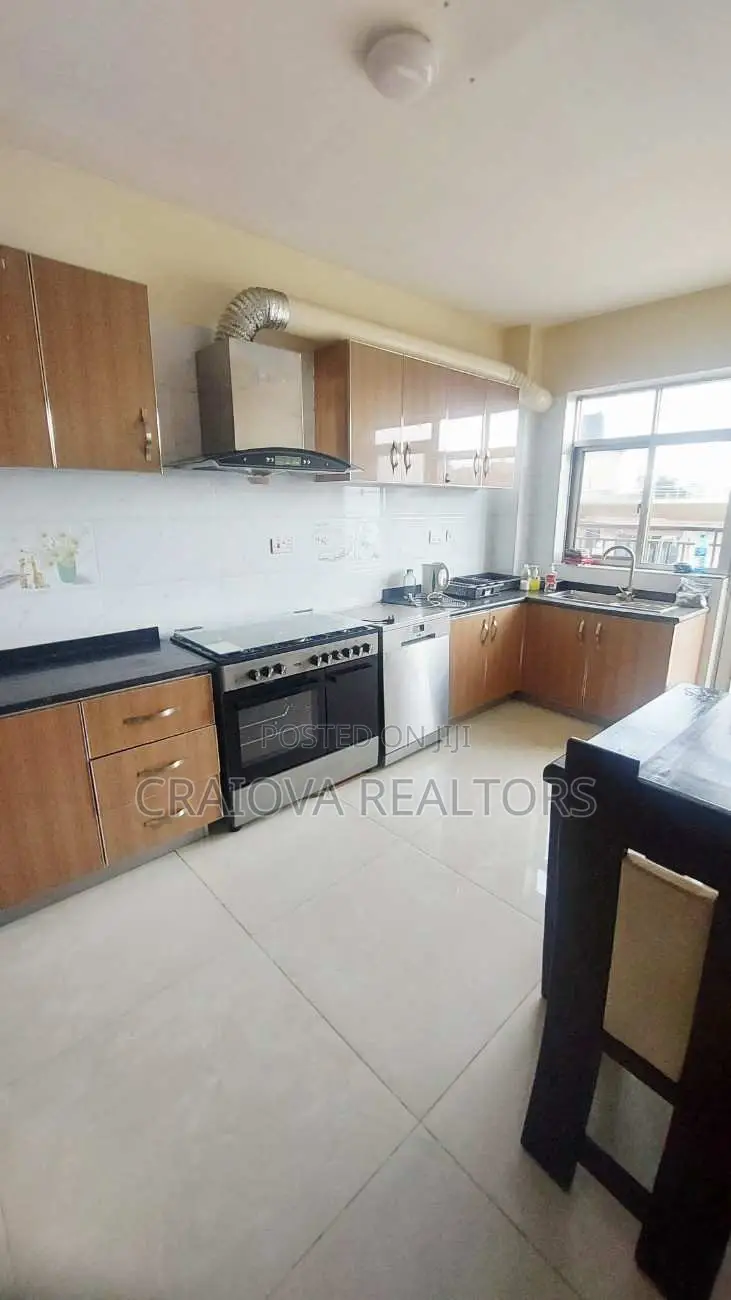 Furnished 3bdrm Penthouse in Valley Arcade for rent