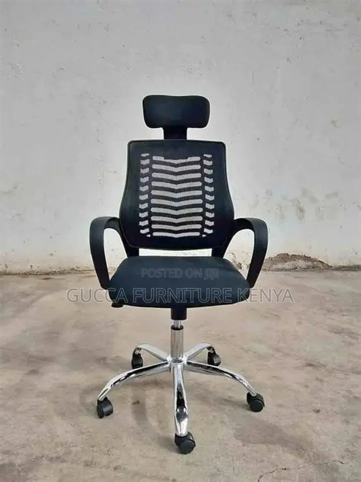 Rolling Executive Headarest Mesh Chair