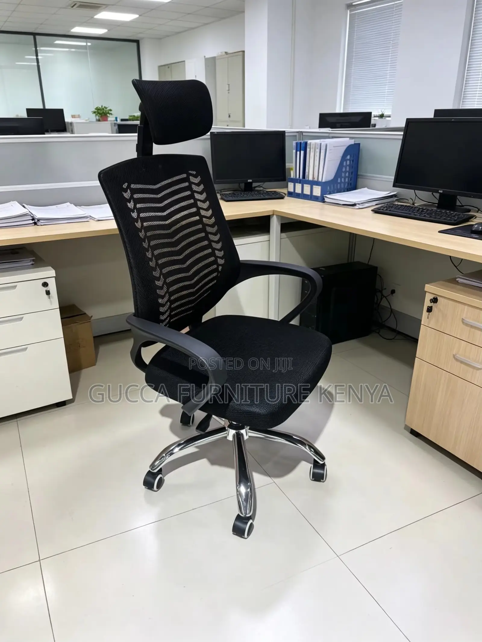 Rolling Executive Headarest Mesh Chair