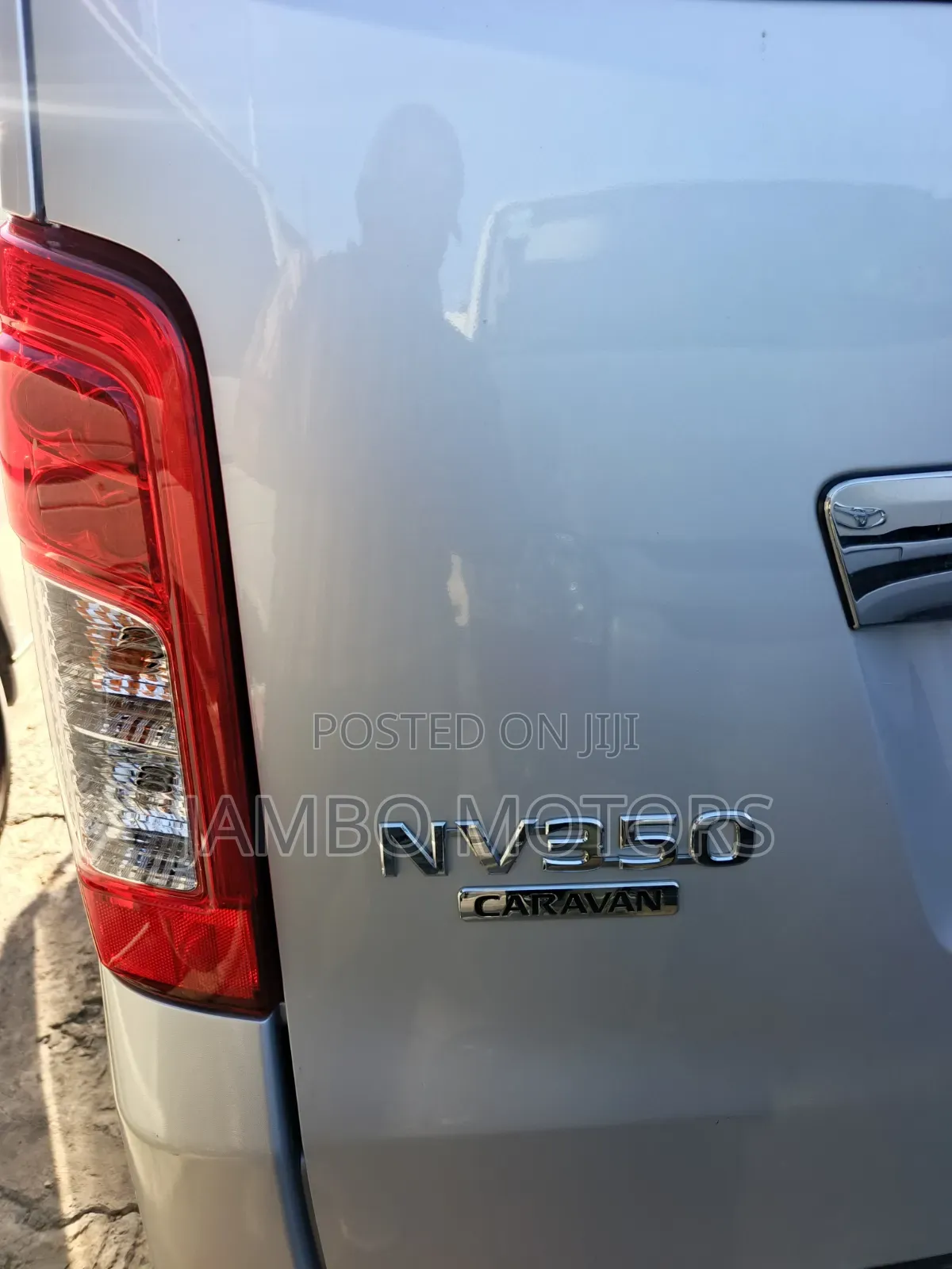 Nissan Caravan (Urvan) 2020 Silver