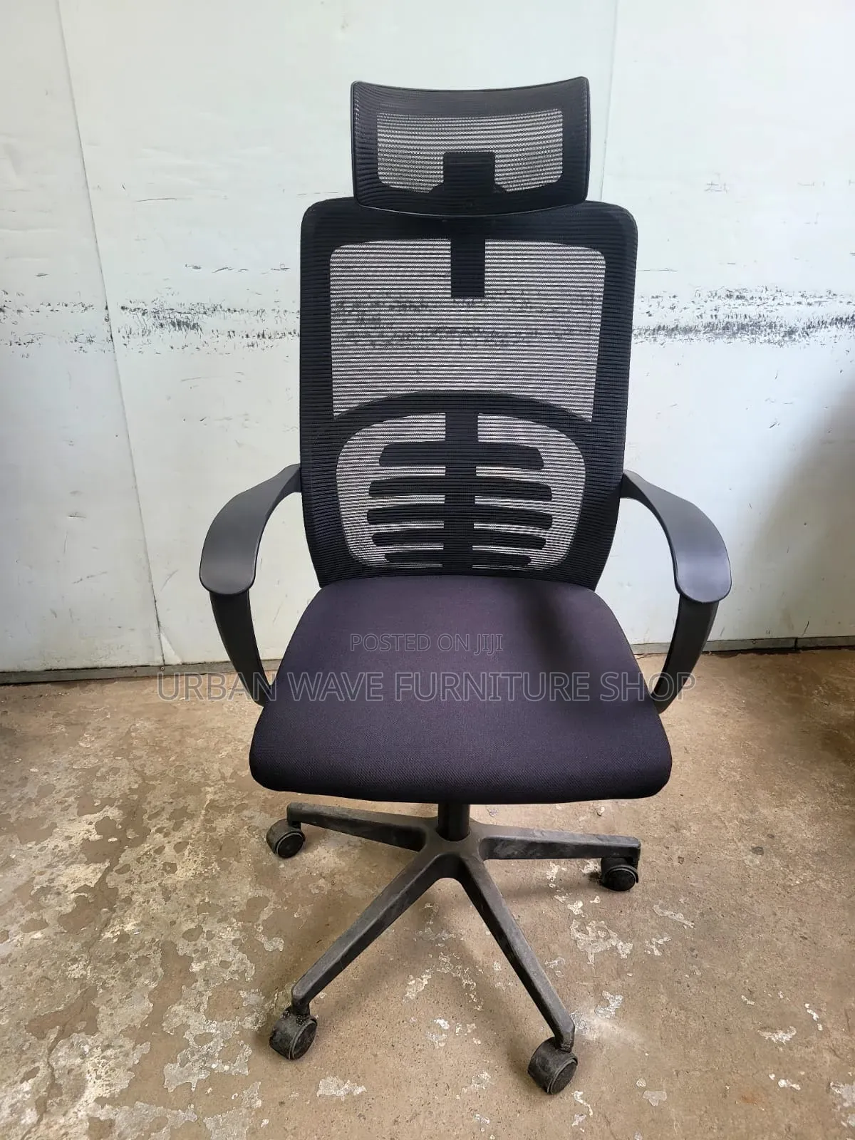 Pocket Friendly Staff Office Chair