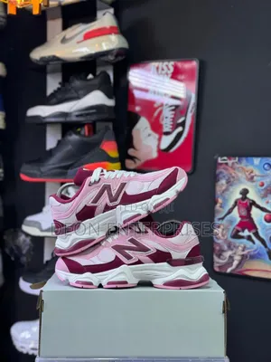 New Balance 9060 Fuchsia Pink