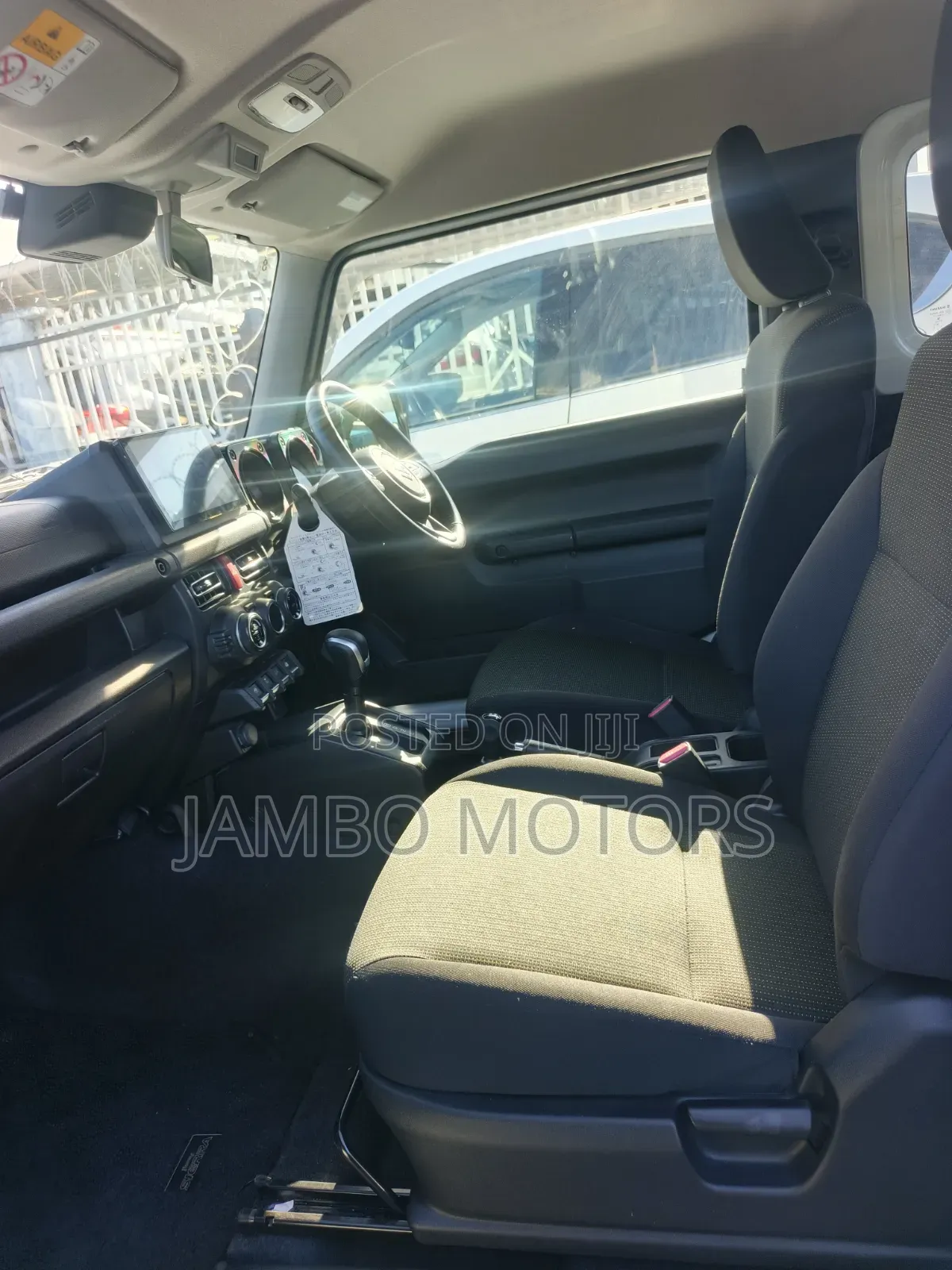 Suzuki Jimny 2021 White