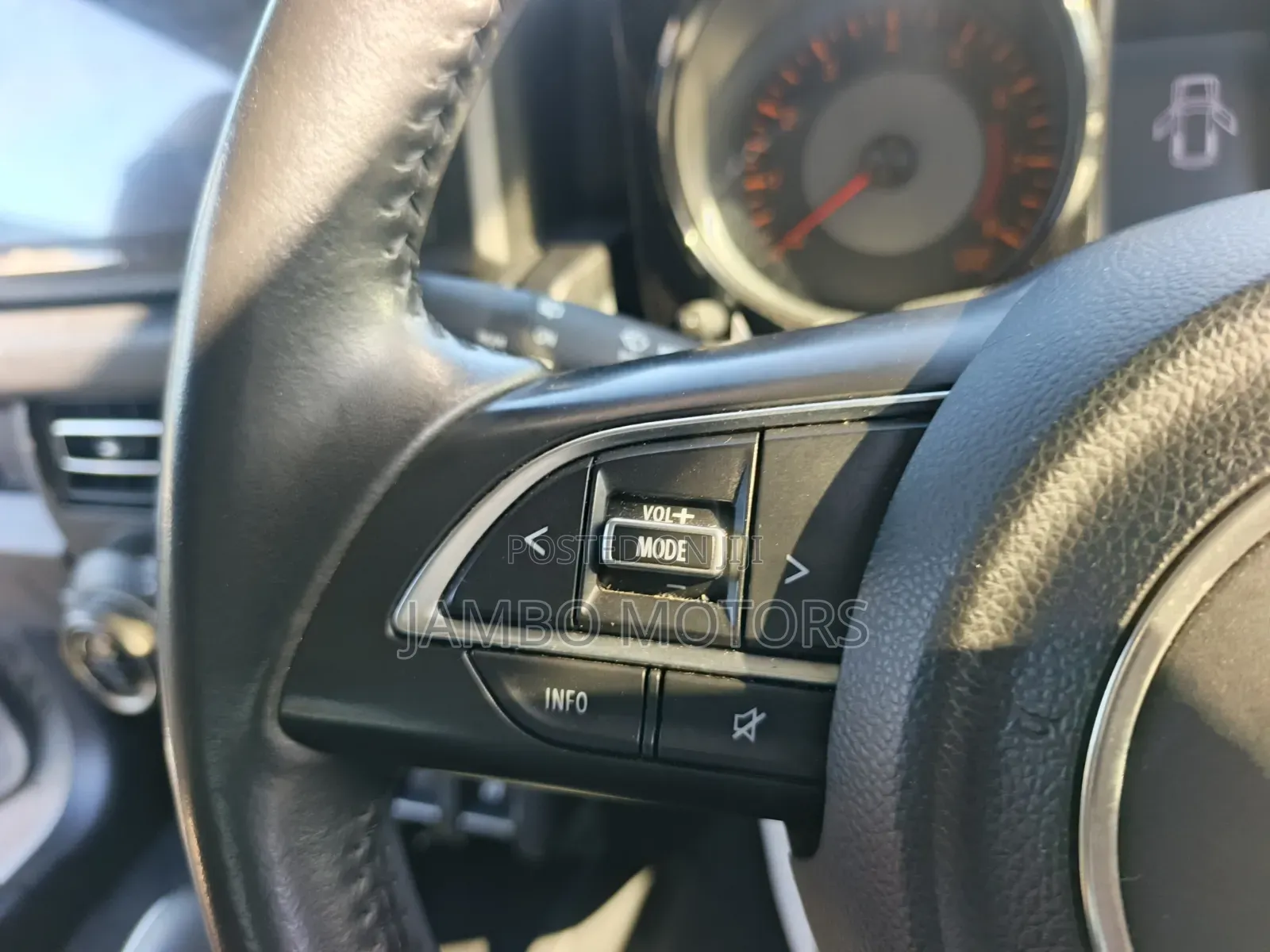 Suzuki Jimny 2021 White