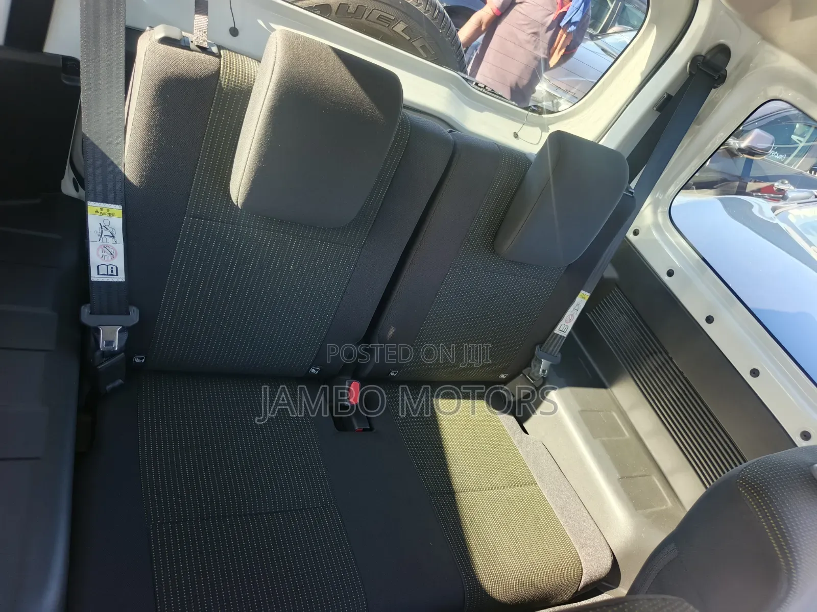 Suzuki Jimny 2021 White