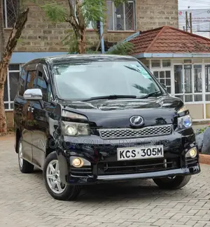 Toyota Voxy 2011 Black