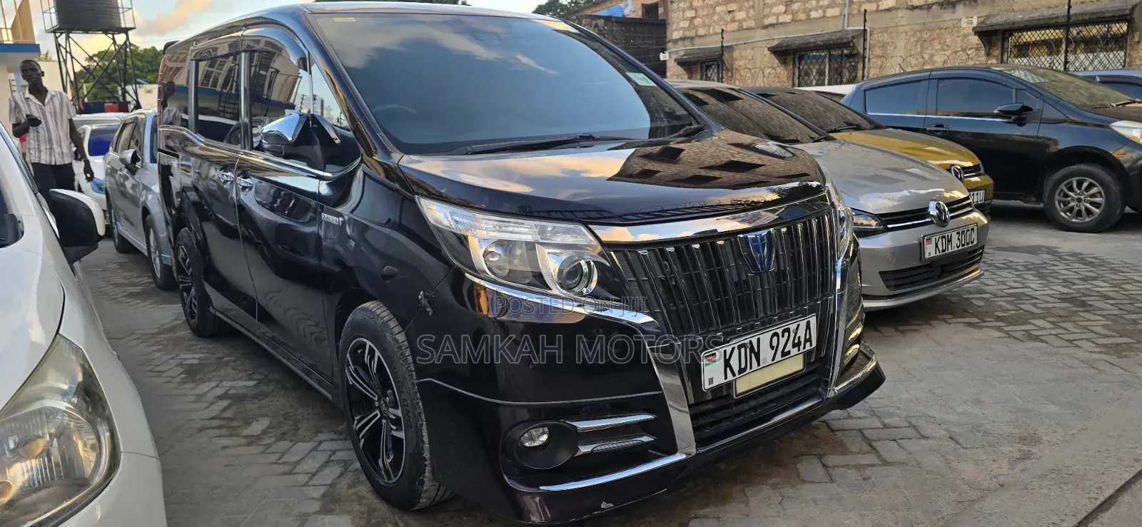 Toyota Esquire 2016 Black