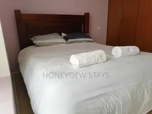 Executive 2br Furnished Apartment (Airbnb) at Greatwall Gardens