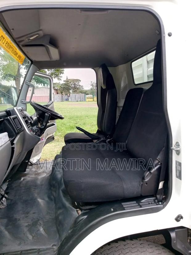 Mitsubishi Fuso - thumbnail 8