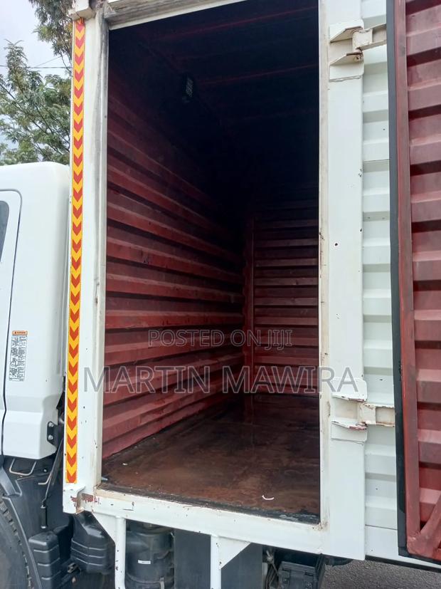Mitsubishi Fuso - thumbnail 11