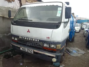 Mitsubishi Canter 2007 White for Sale