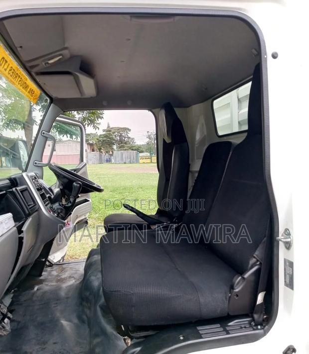 Mitsubishi Fuso - thumbnail 13