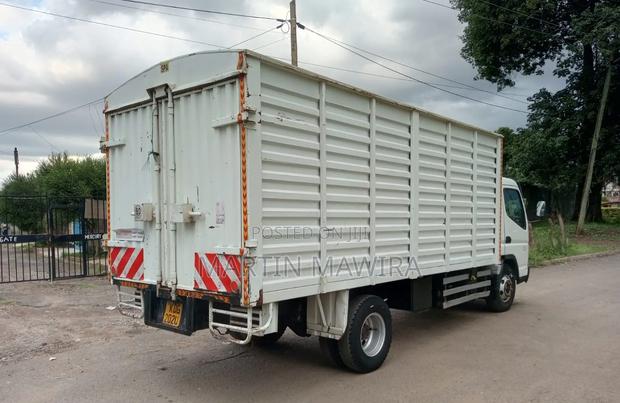 Mitsubishi Fuso - thumbnail 5