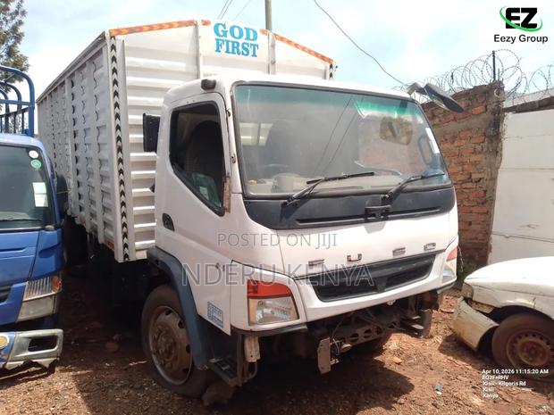 Mitsubishi Fuso F1 2018 White - thumbnail 4