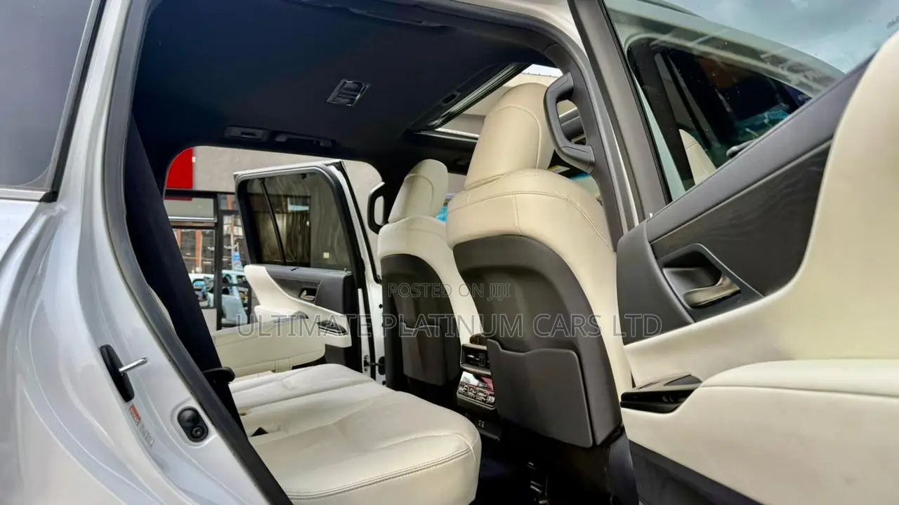 Lexus LX 600 2022 Pearl