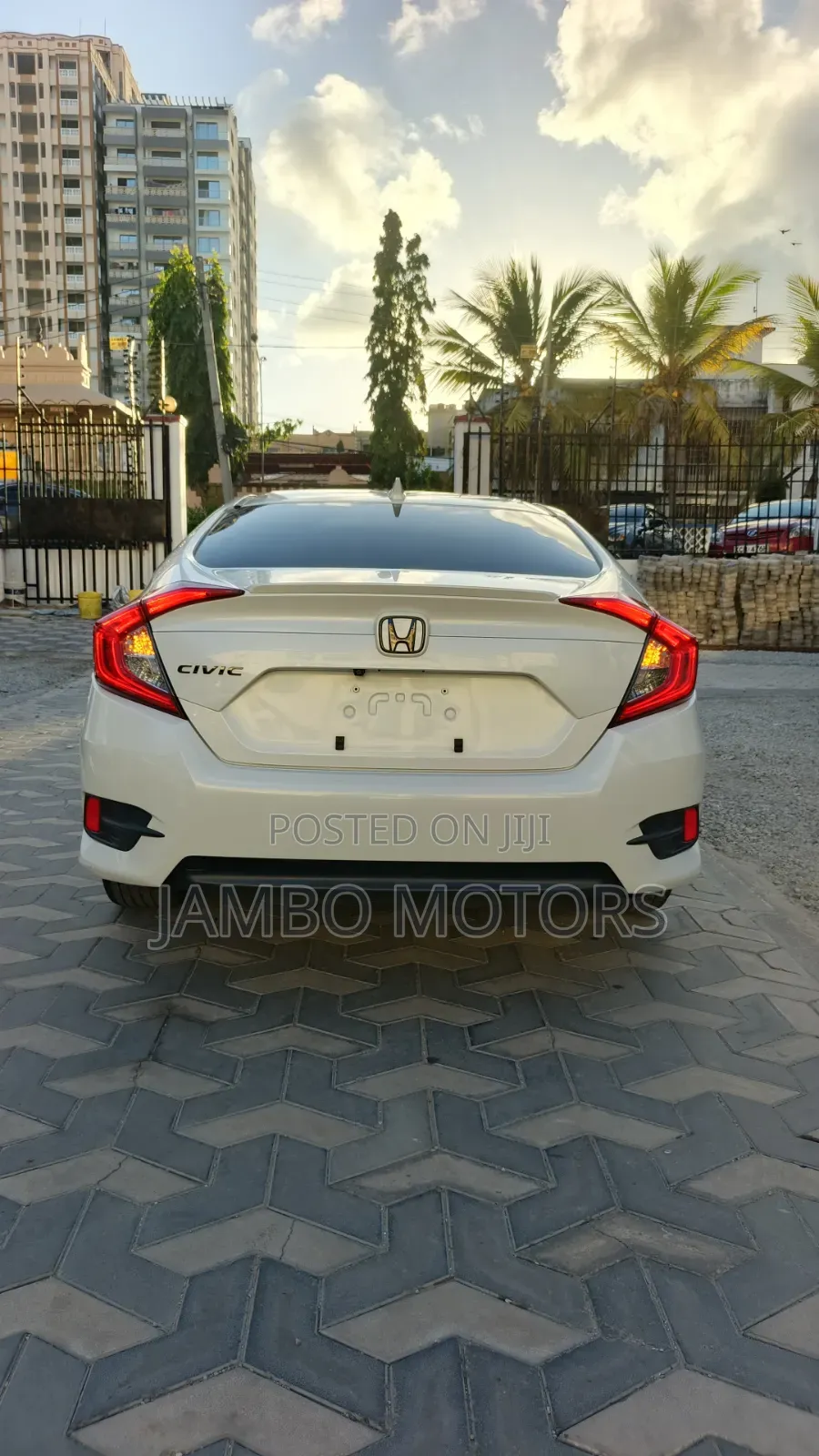 Honda Civic EX Sedan 2020 White