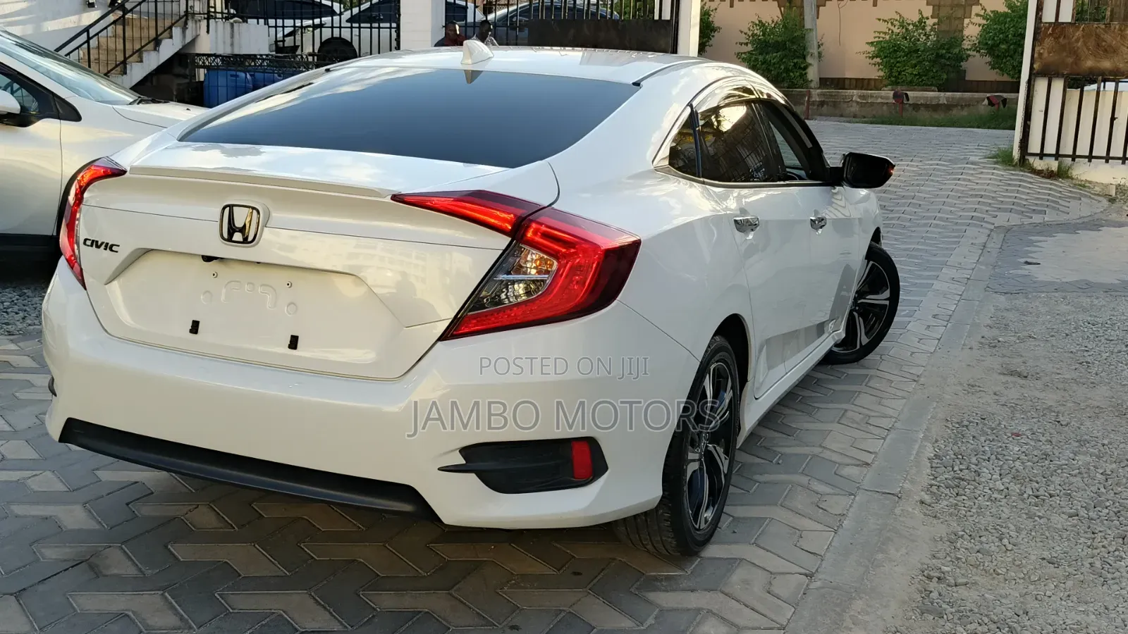 Honda Civic EX Sedan 2020 White